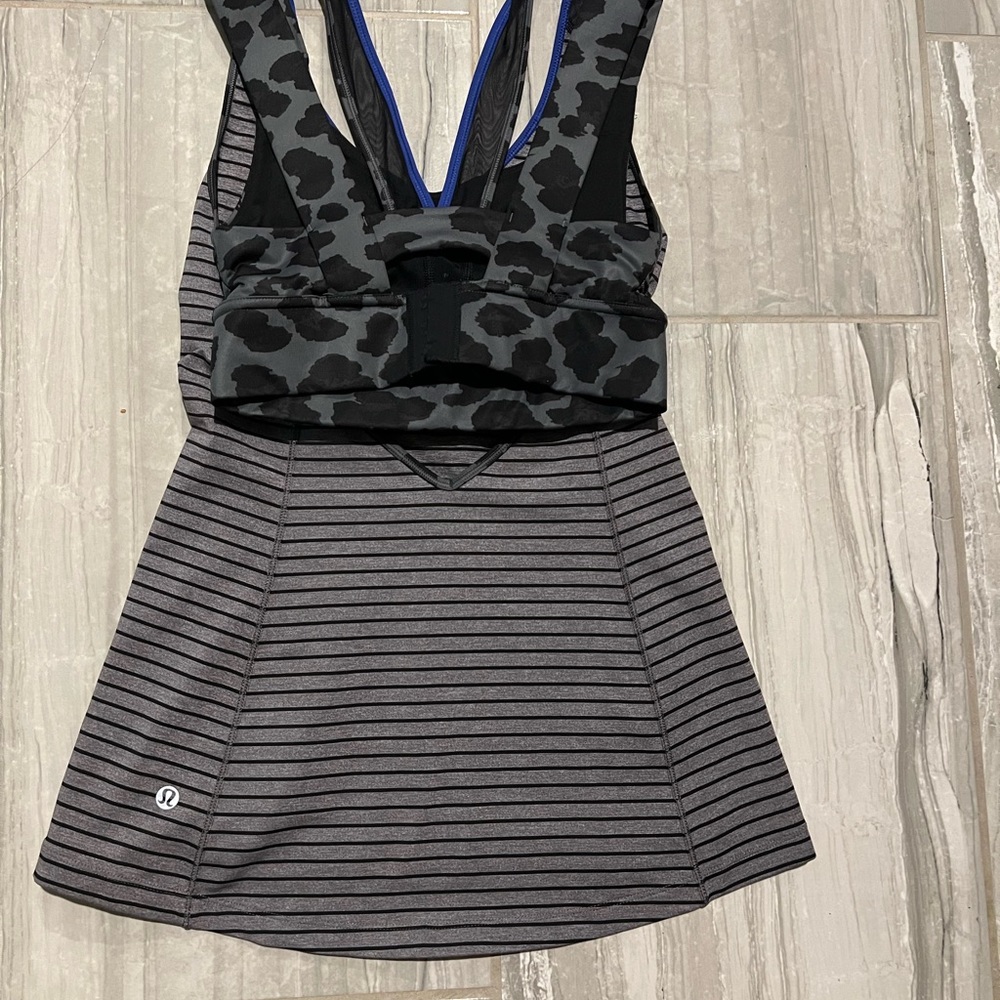Lululemon - Picture 4 of 5